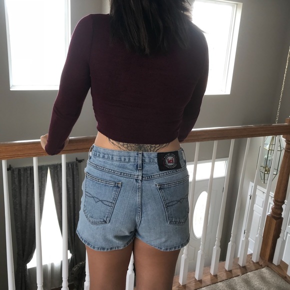 Long Sleeve Crop Top - Picture 3 of 3